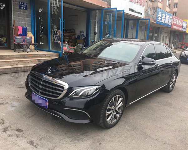 奔馳E