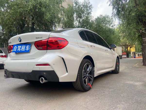 寶馬1系
