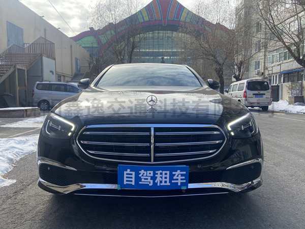 奔馳E