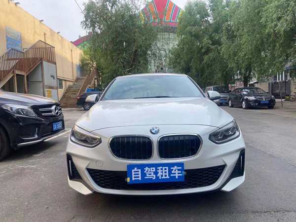 寶馬1系